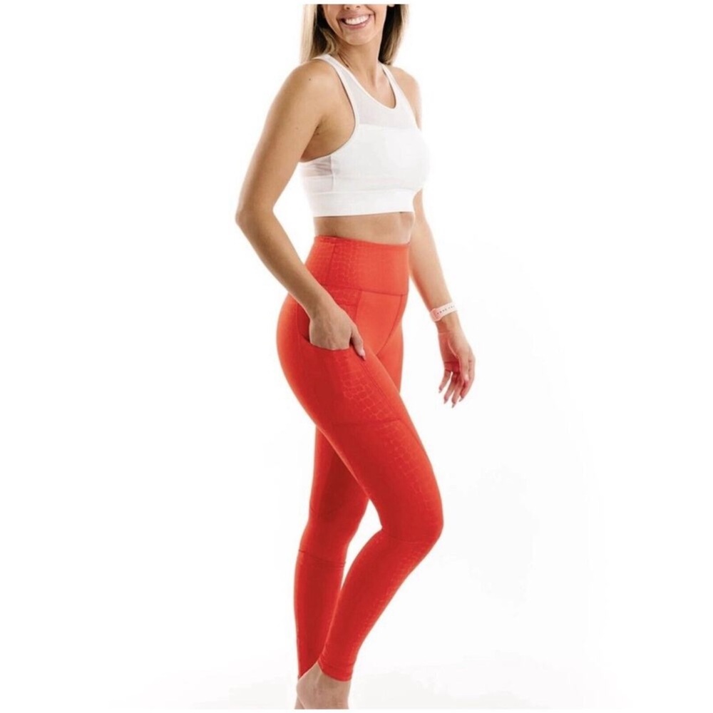 Zyia Active Red Scales Pocket Light And Tight High Rise 28” Legging Womens 16-18
